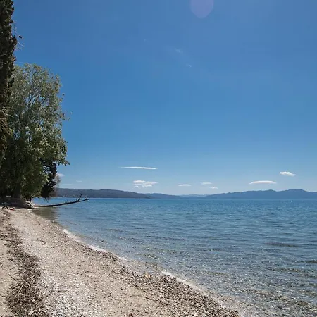 Iloi's In Peaceful Village W. Private Koropi