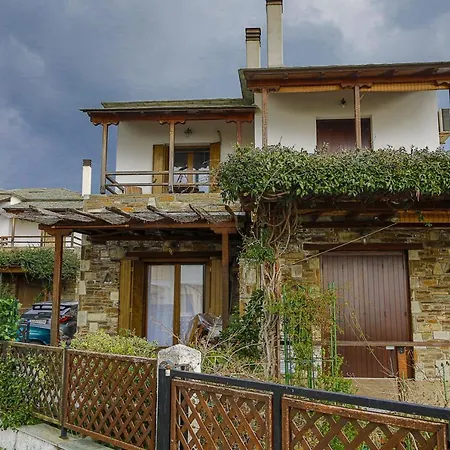 Iloi's In Peaceful Village W. Private Holiday home *