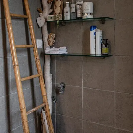 Сasa de vacaciones Iloi's In Peaceful Village W. Private *