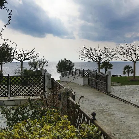 Iloi's In Peaceful Village W. Private Holiday home Koropi