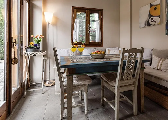 Case de vacanță Iloi's In Peaceful Village W. Private *