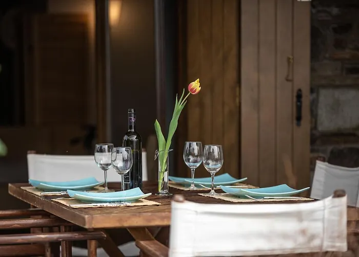 Iloi's In Peaceful Village W. Private