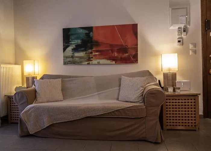 Iloi's In Peaceful Village W. Private Koropi