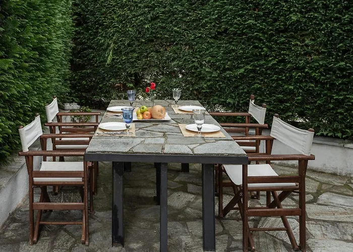 Iloi's In Peaceful Village W. Private