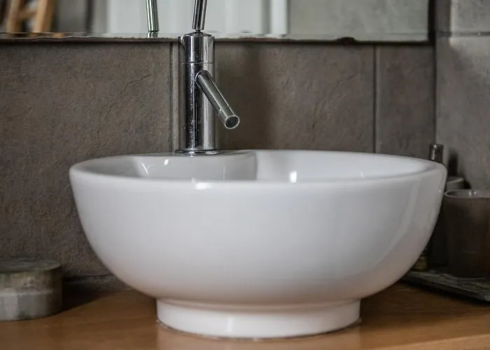 Iloi's In Peaceful Village W. Private Koropi