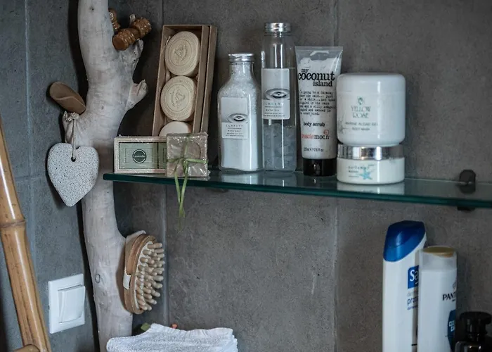 Iloi's In Peaceful Village W. Private * Koropi