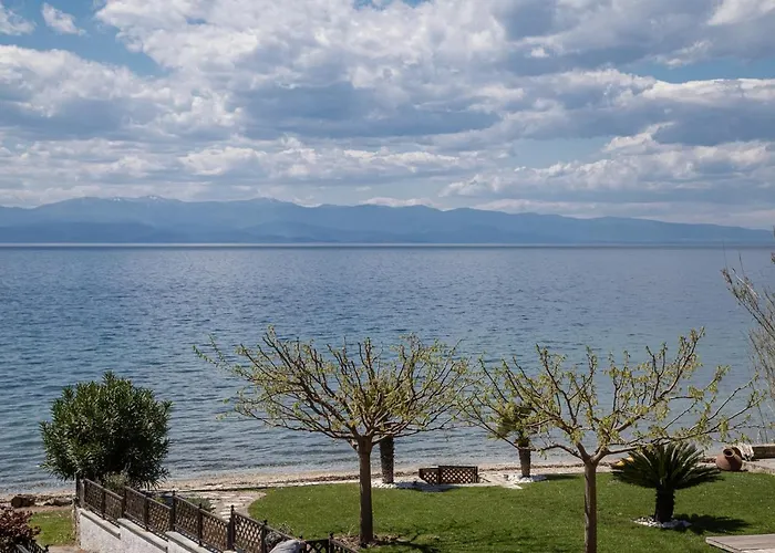 Iloi's In Peaceful Village W. Private Holiday home